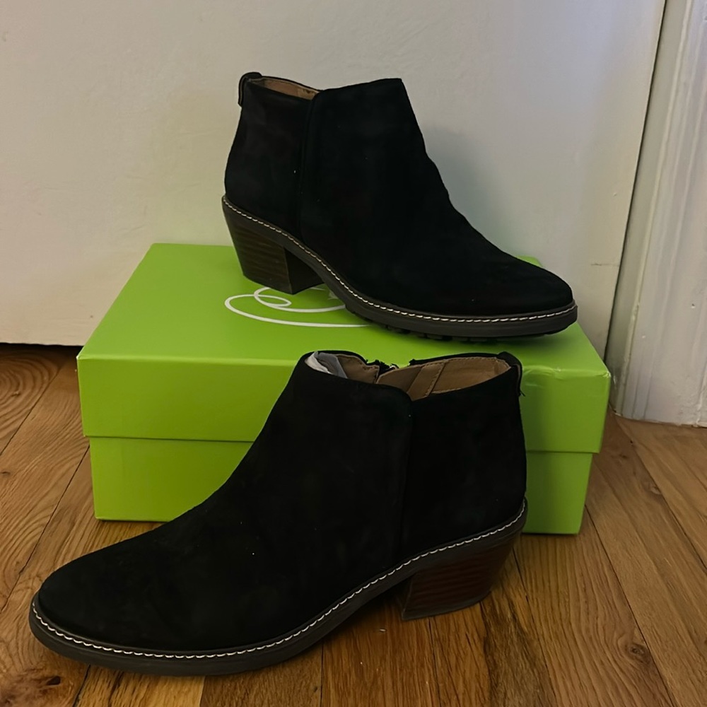 Sam Edelman Pryce Black Suede Ankle Booties